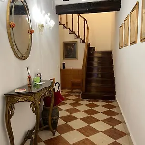 https://mandys-palace-canal-view.hotelslidodijesolo.com